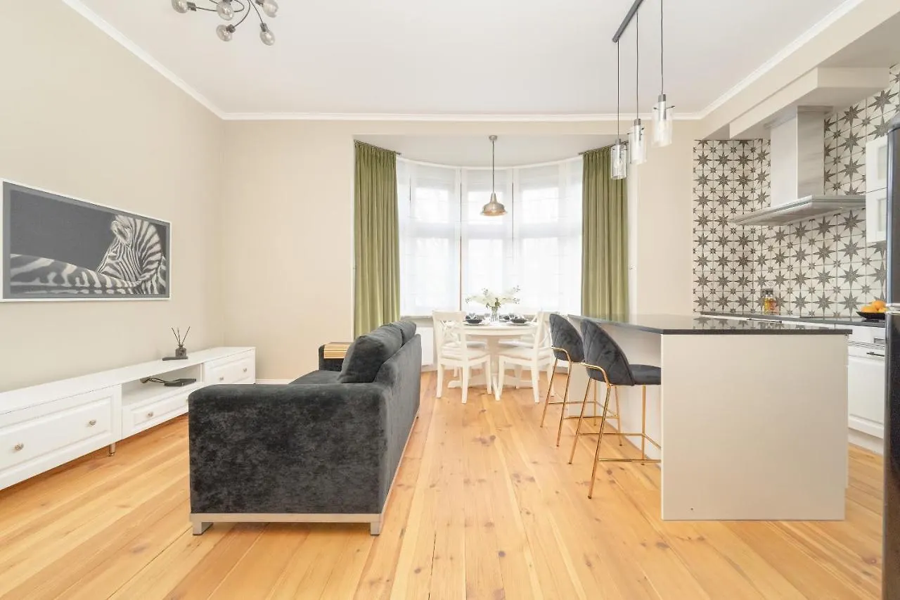 Aesthetic One Bedroom Apartment In Wroclaw By Noclegi Renters Polsko